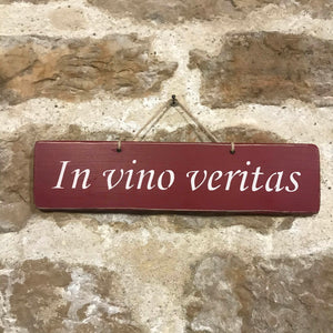 Pancarte:"In vino veritas"